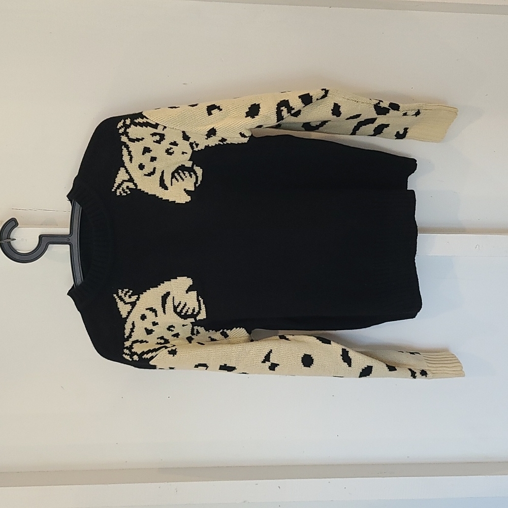 UNIQUE VINTAGE Leopard Sleeve Sweater